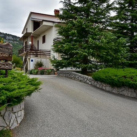 Apartman Grabar Roč Exterior foto